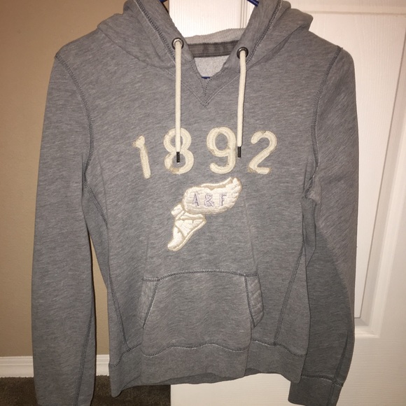 Abercrombie & Fitch Sweaters - Women’s Abercrombie Sweatshirt